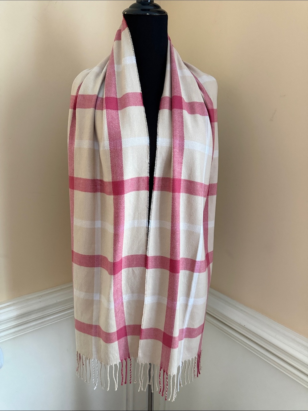 D&Y Softer Than Cashmere Beige Tan and Pink Plaid Fringe Scarf One Size
